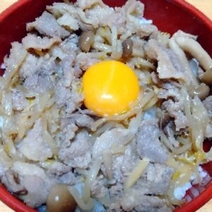 豚の生姜焼き☆温玉丼